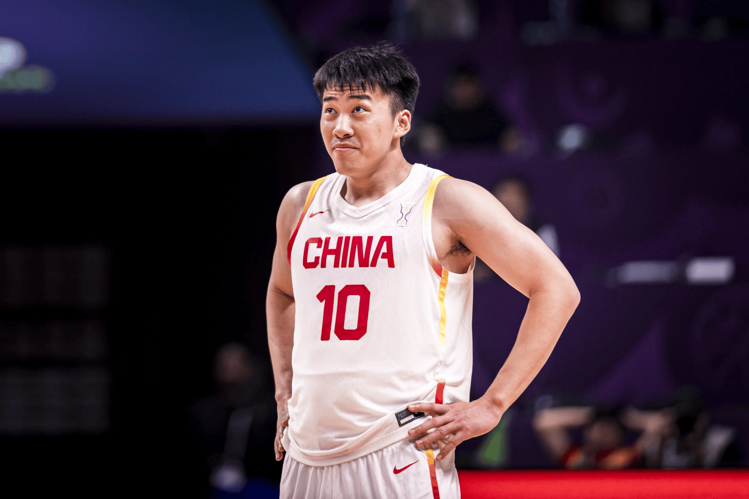 关于广东客场大胜新疆，外援表现抢眼，全队士气高涨的信息