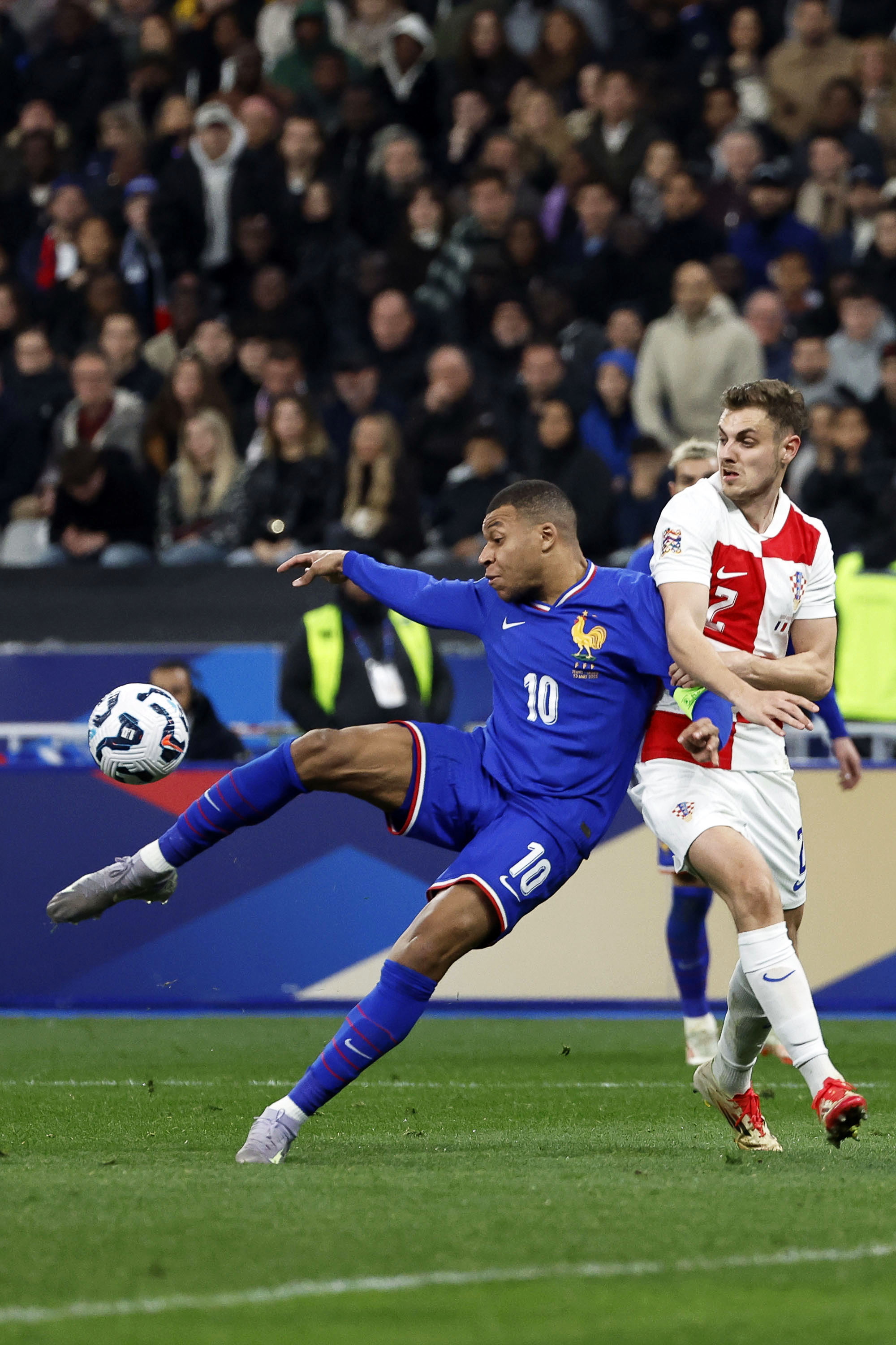 德国队巨星发威，惊险晋级欧国联半决赛