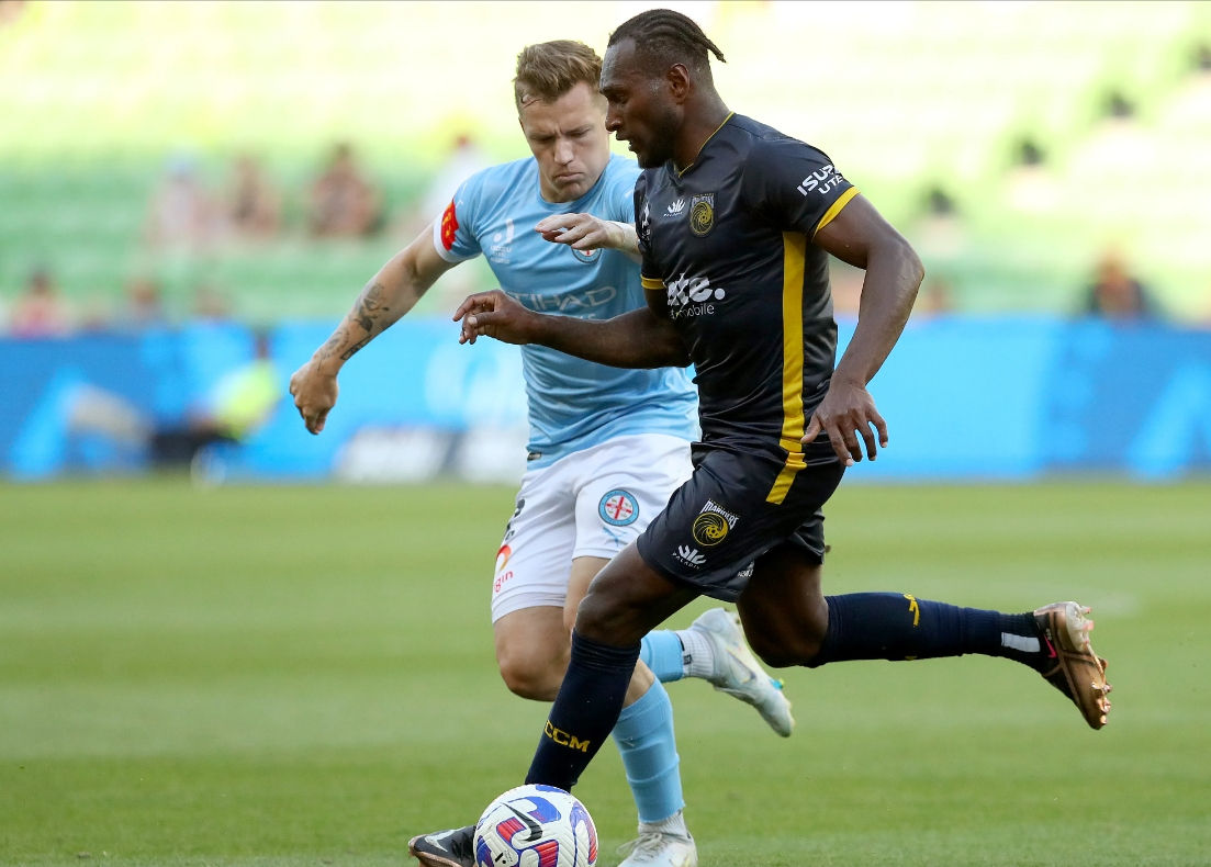 墨尔本足球队在比赛中展现出强大实力 墨尔本足球队在比赛中展现出强大实力