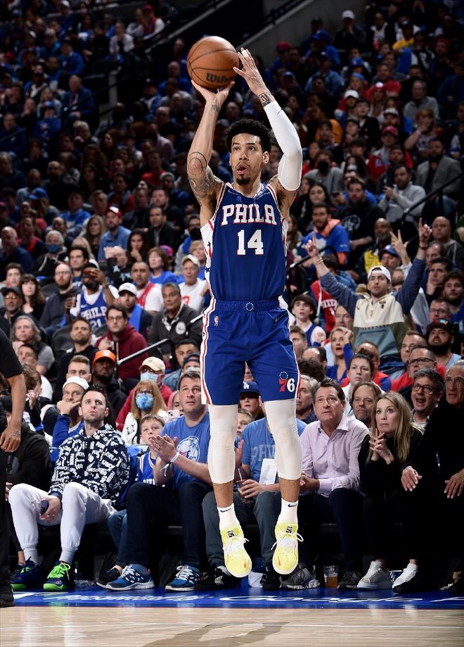 狼堡球员伤愈复出，备战下一场比赛复出