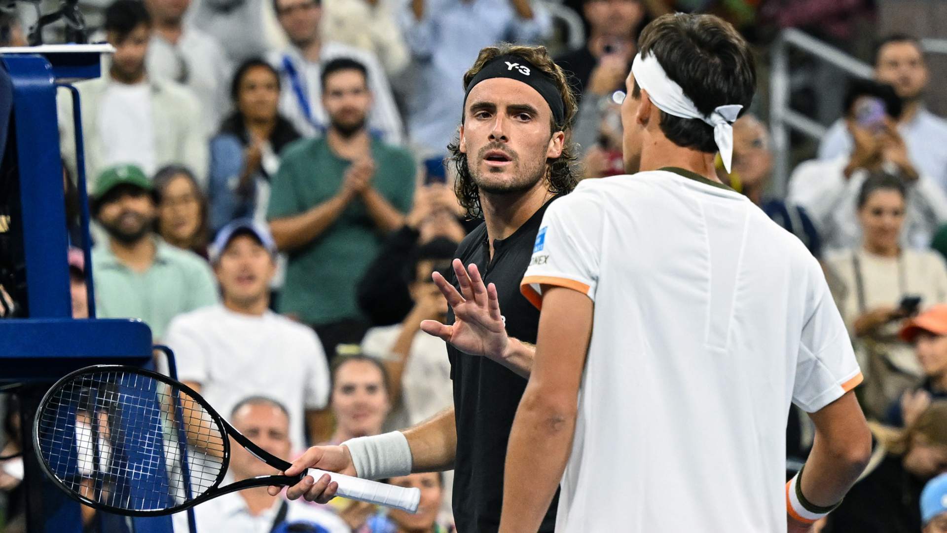 关于ATP总决赛险胜美网，西西帕斯扛起全队的信息